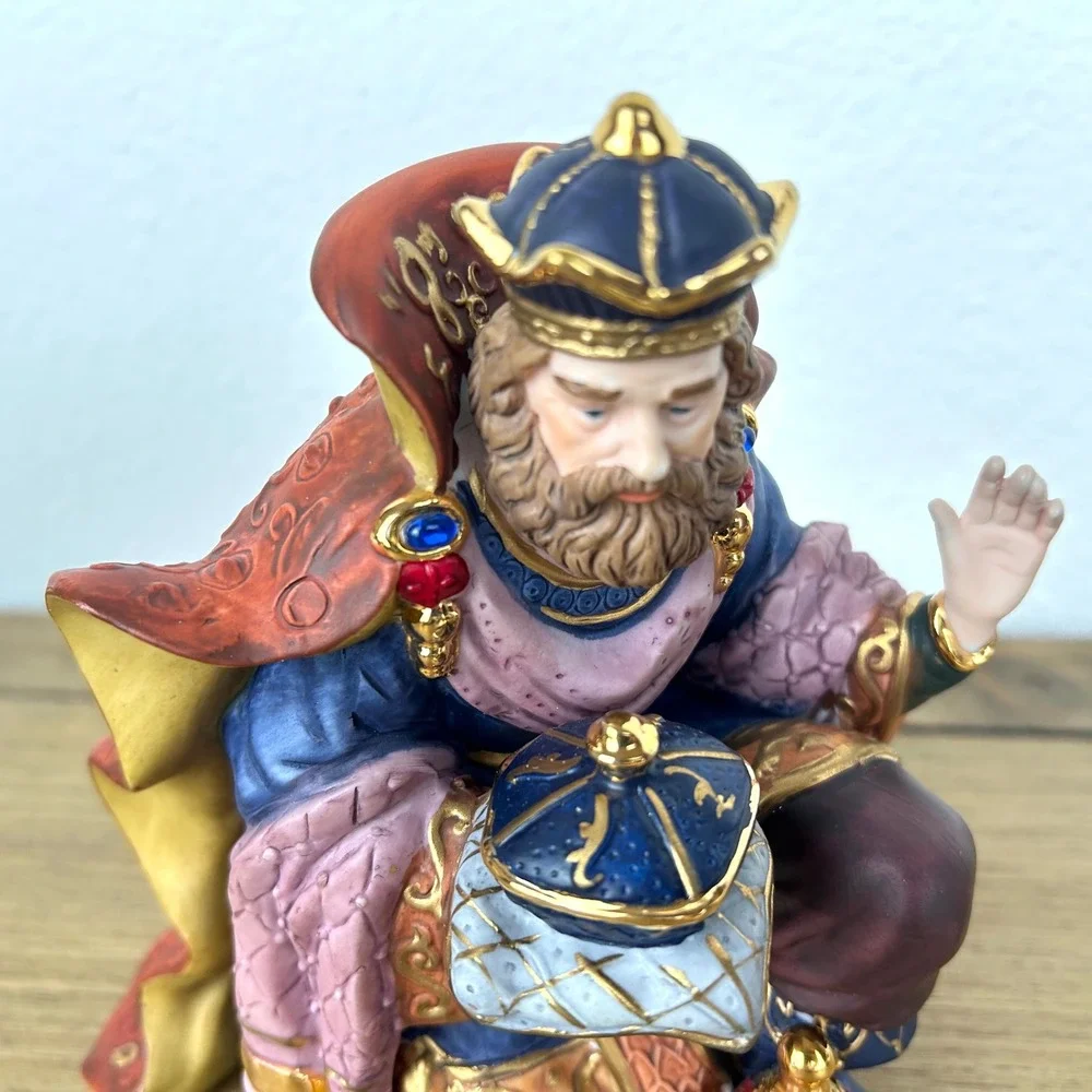 Kirkland Signature #75177 Nativity‎ Wise Man Figurine Porcelain Replacement